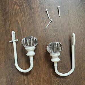 Vintage Style Glass Curtain Tiebacks / Holdbacks – Set of 2, Ivory Metal